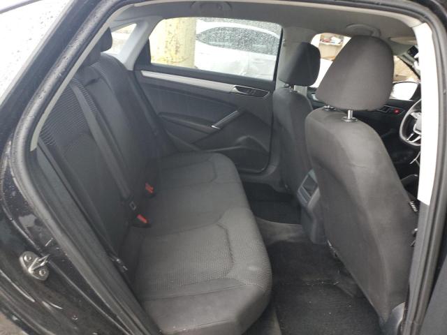 2017 VOLKSWAGEN PASSAT S - 1VWAT7A31HC072281