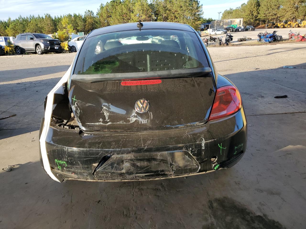 Lot #2976966678 2014 VOLKSWAGEN BEETLE