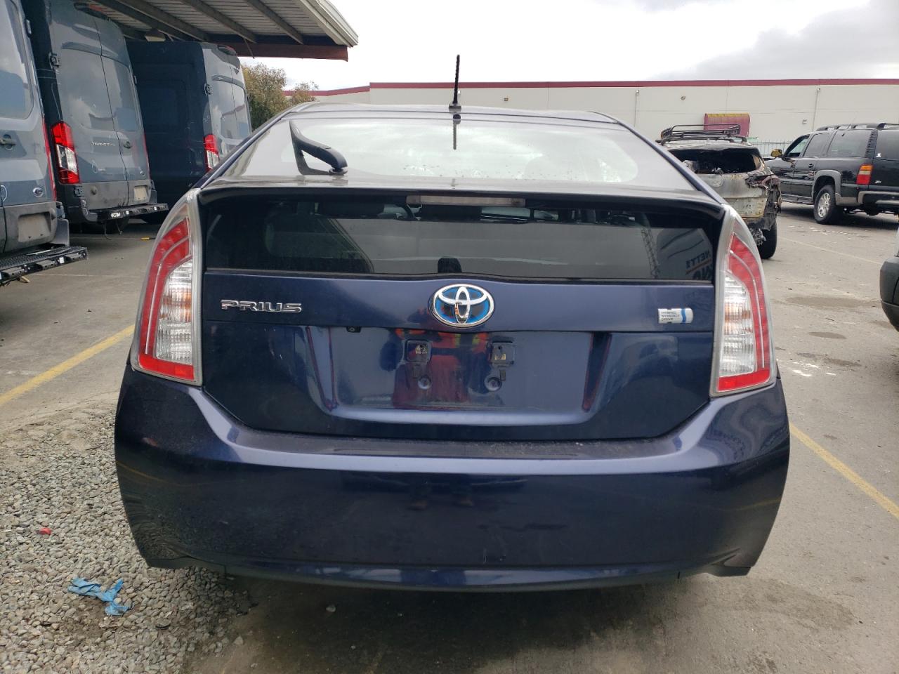 Lot #3030386484 2015 TOYOTA PRIUS