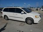 CHRYSLER TOWN & COU photo