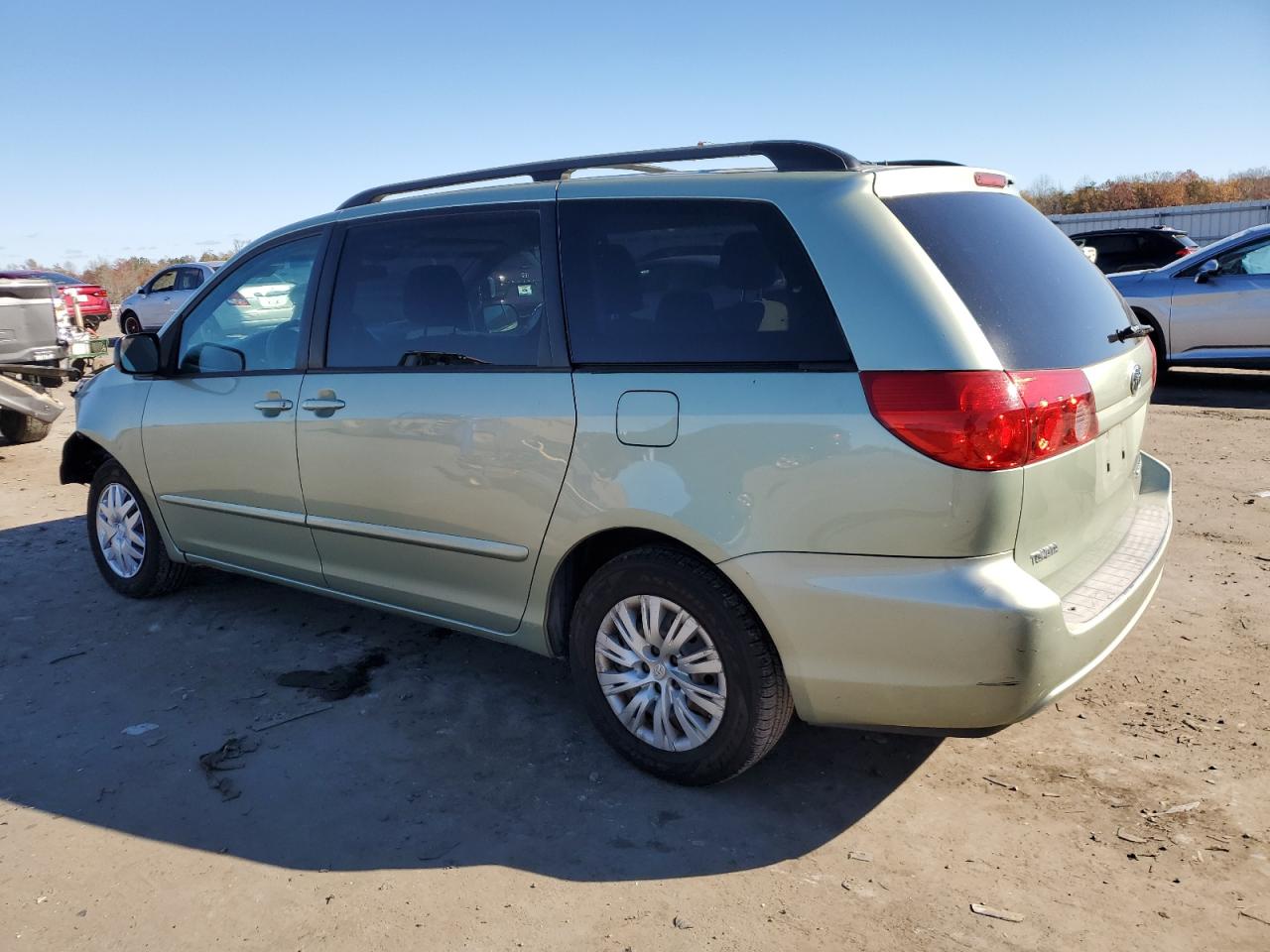 Lot #2974062291 2009 TOYOTA SIENNA CE