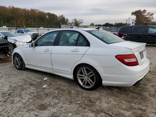 VIN WDDGF4HB2DR270896 2013 MERCEDES-BENZ C-CLASS no.2