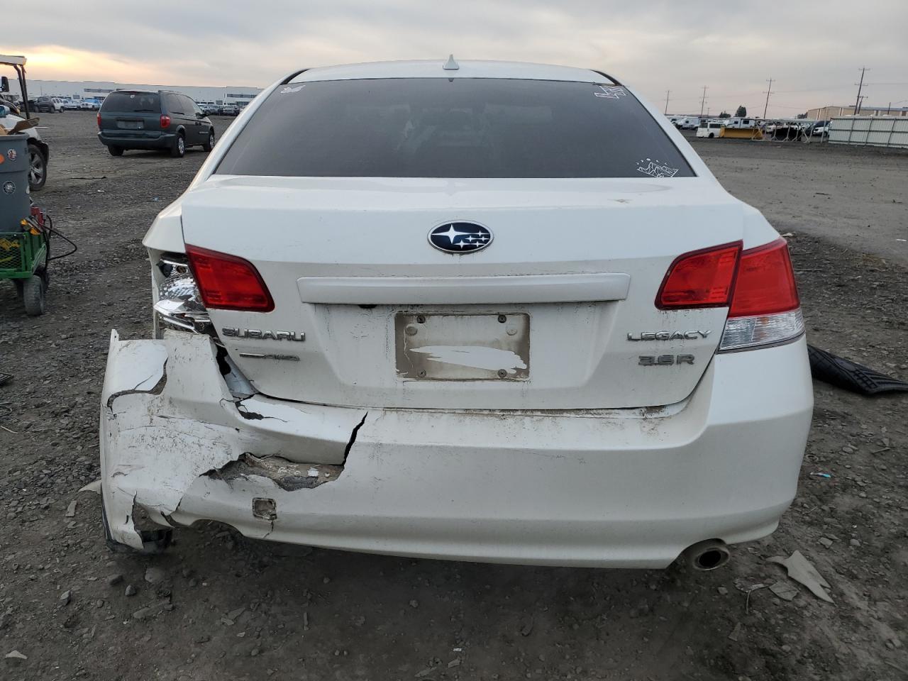 Lot #2989010558 2014 SUBARU LEGACY 3.6