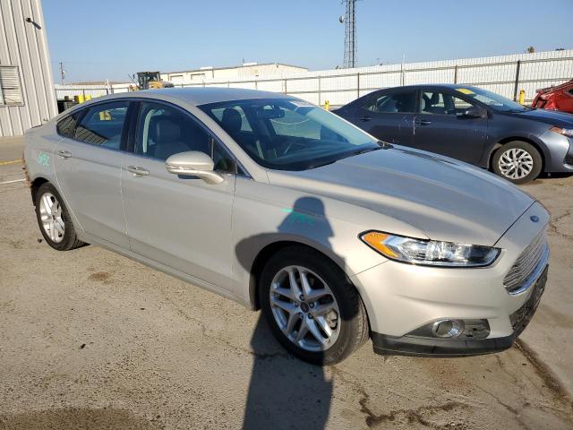 VIN 3FA6P0HDXFR201285 2015 Ford Fusion, SE no.4