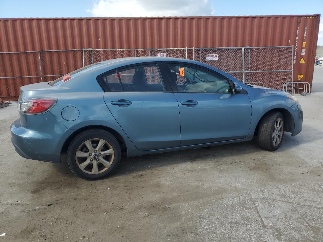 Lot #2998264454 2010 MAZDA 3 I