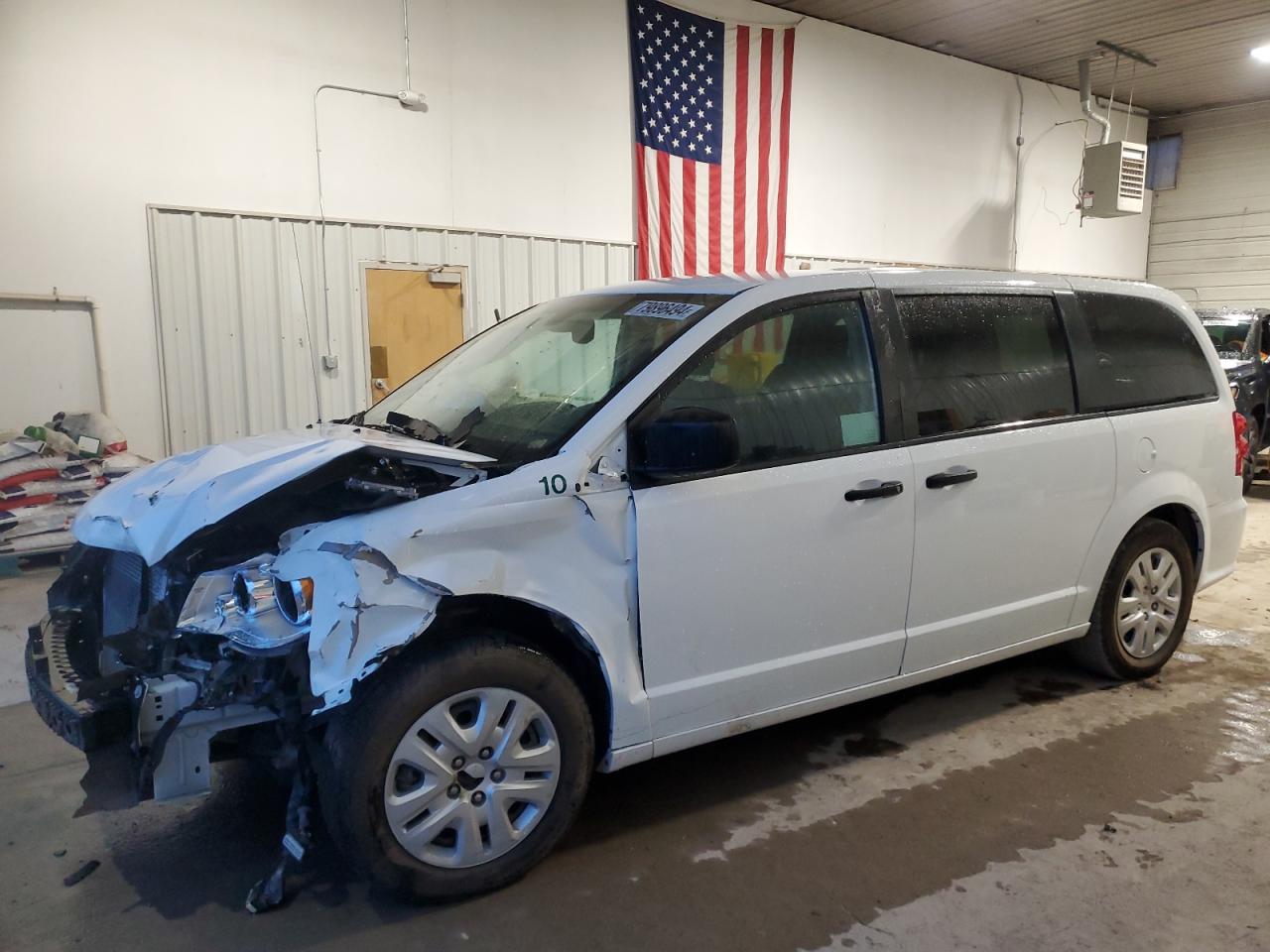  Salvage Dodge Caravan