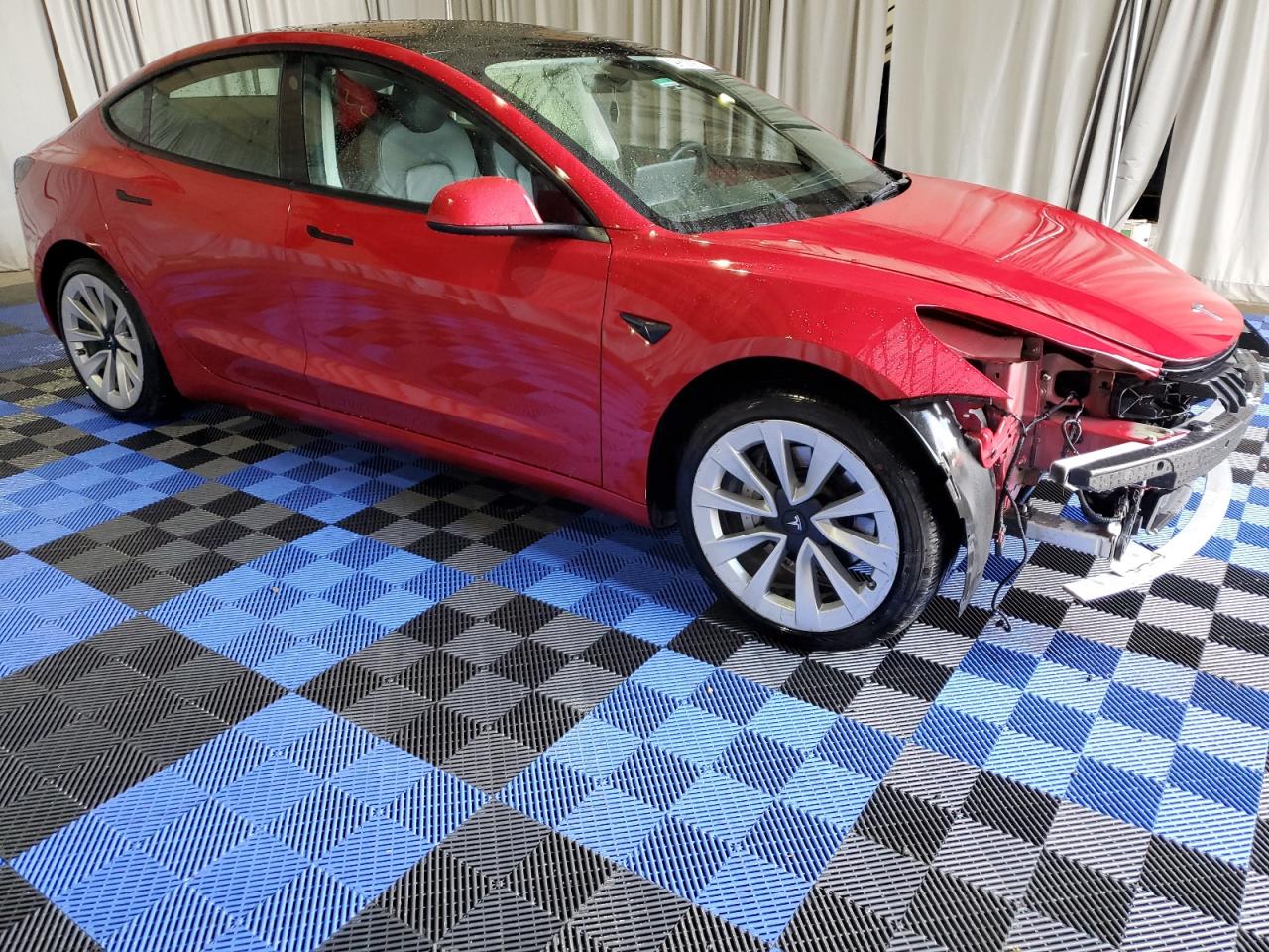 Lot #2995989386 2022 TESLA MODEL 3