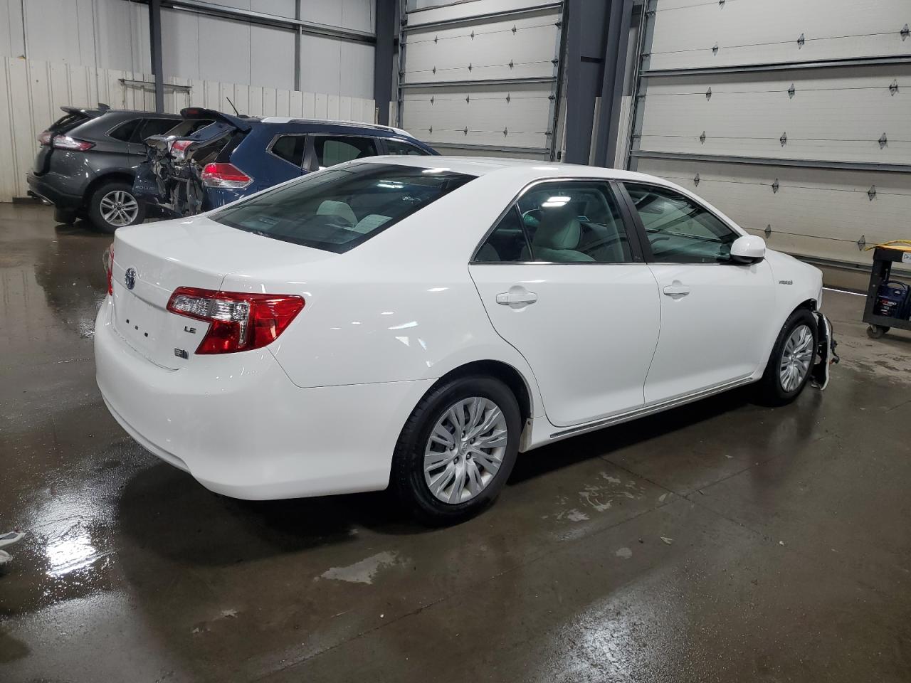 Lot #2986762241 2014 TOYOTA CAMRY HYBR