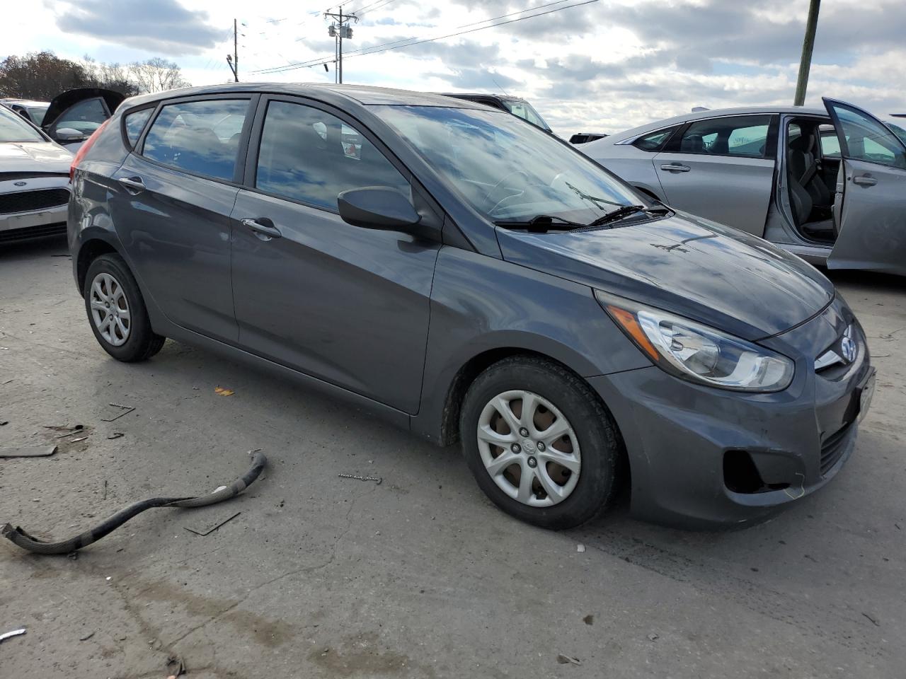 Lot #3021046413 2012 HYUNDAI ACCENT GLS