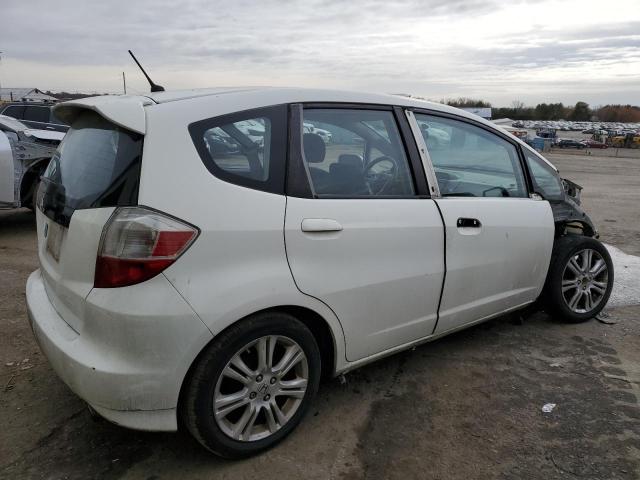 HONDA FIT SPORT 2009 white  gas JHMGE88659S023782 photo #4