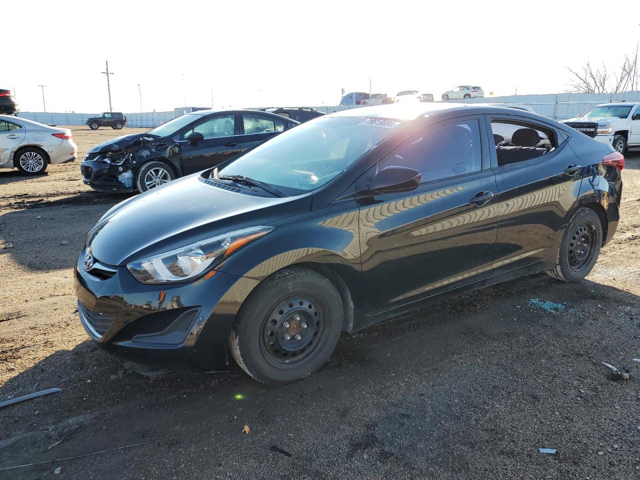  Salvage Hyundai ELANTRA