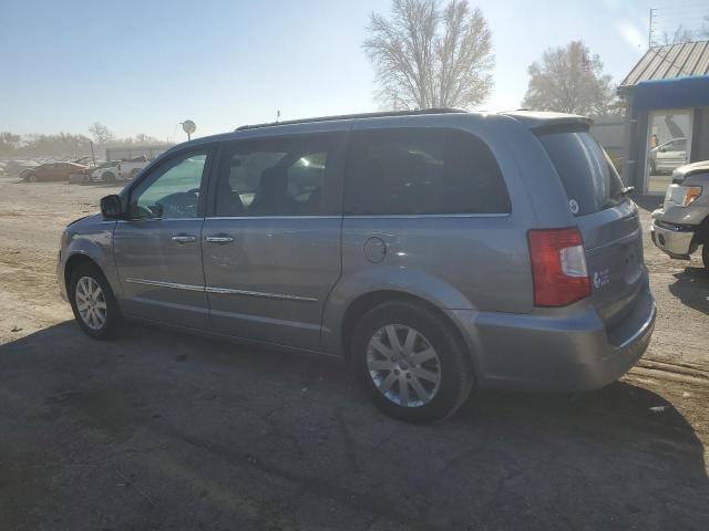 2015 CHRYSLER TOWN & COU - 2C4RC1BG1FR677443
