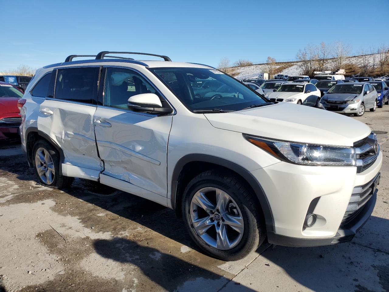 Lot #2994432115 2019 TOYOTA HIGHLANDER