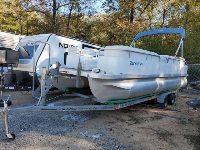 BENNINGTON MARINE BOAT 2000 silver   ETW06873B000 photo #1