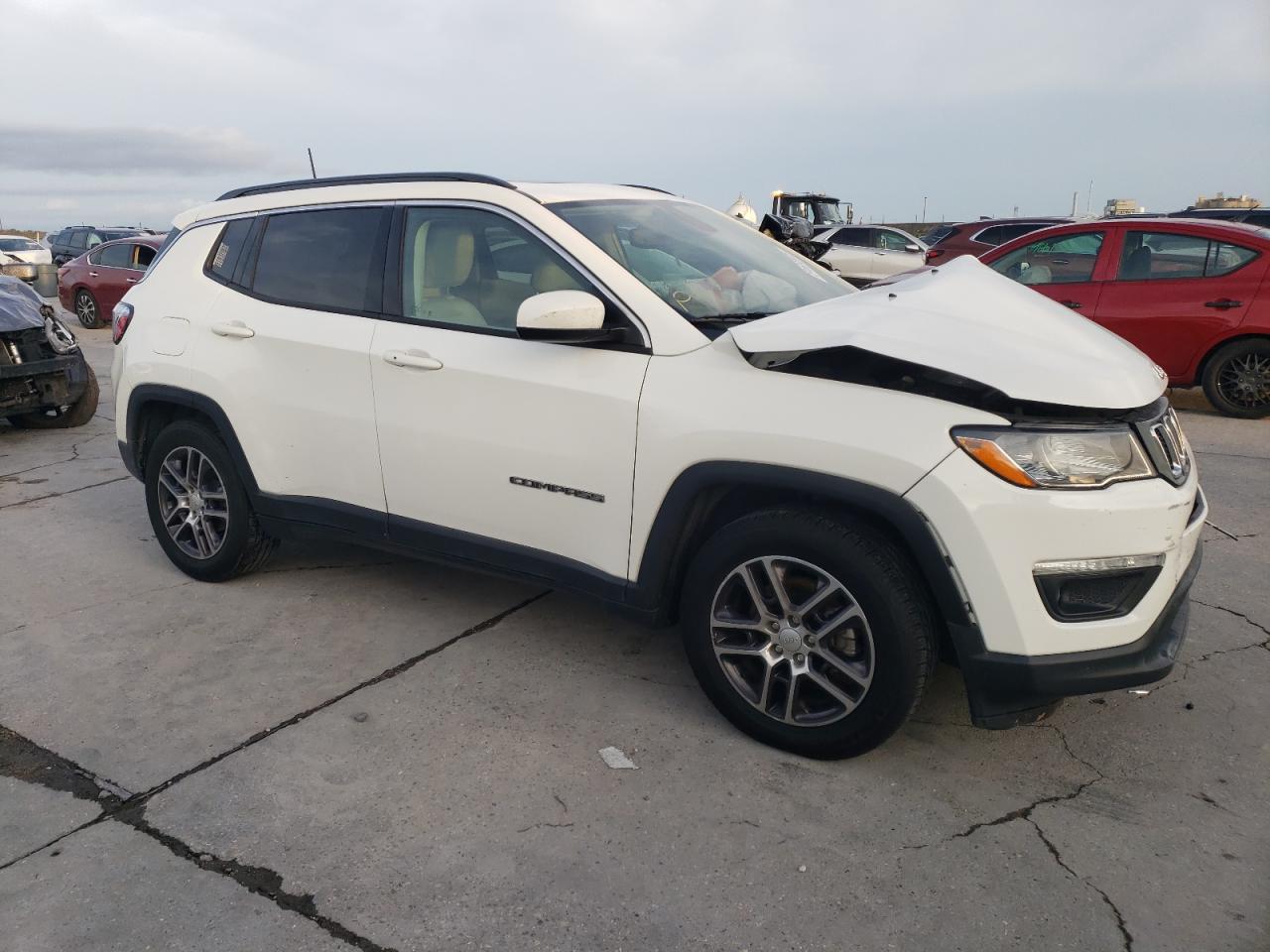 Lot #3029628114 2019 JEEP COMPASS LA