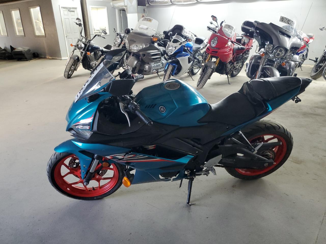 Lot #3024945377 2021 YAMAHA YZFR3 A