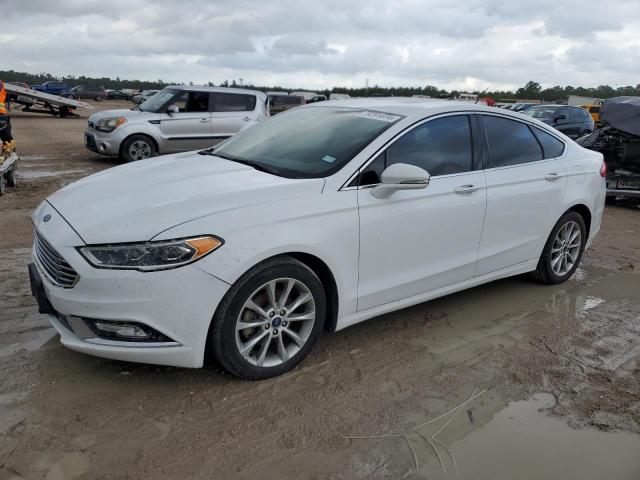 VIN 3FA6P0HD3HR130773 2017 Ford Fusion, SE no.1