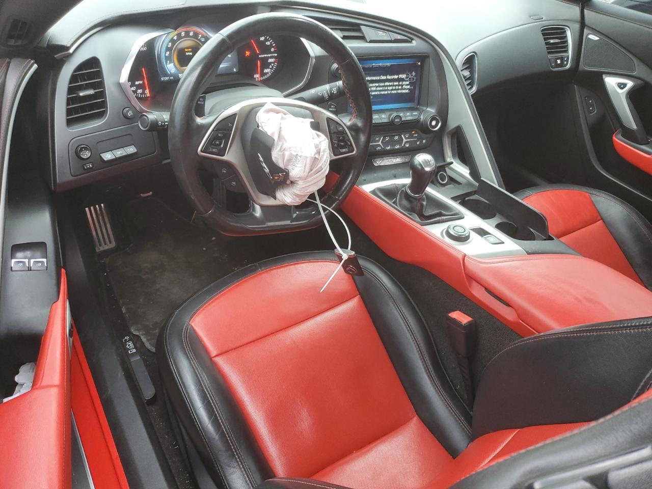 CHEVROLET CORVETTE STINGRAY Z51 2LT