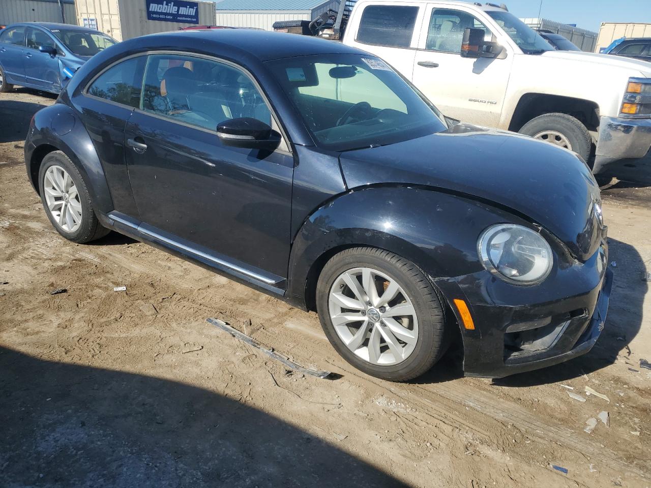 Lot #2996601693 2017 VOLKSWAGEN BEETLE 1.8