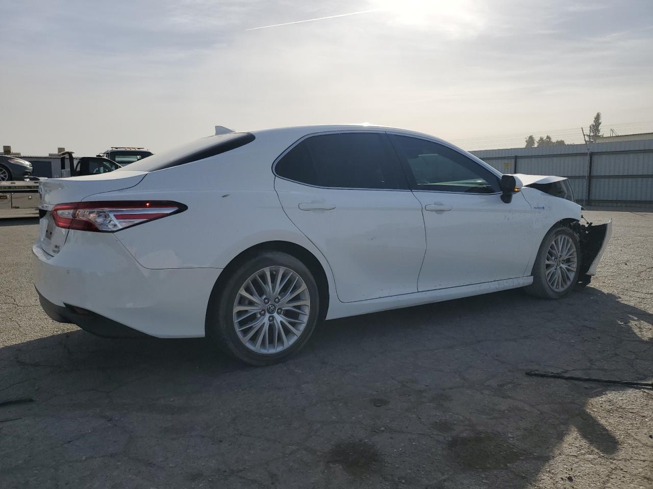 Lot #3029325731 2018 TOYOTA CAMRY HYBR