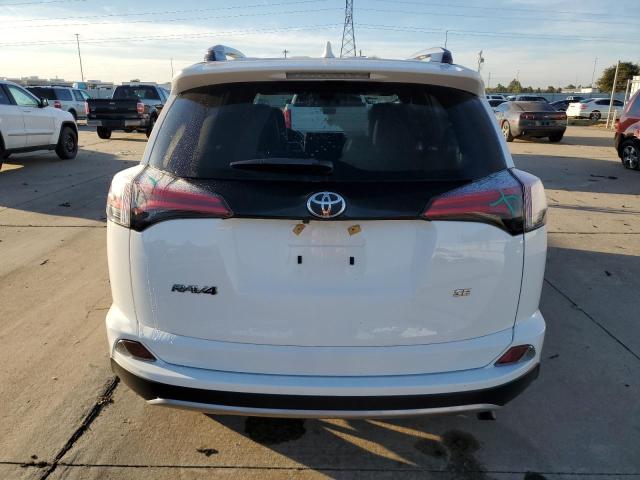 2018 TOYOTA RAV4 SE - JTMNFREV3JJ737590