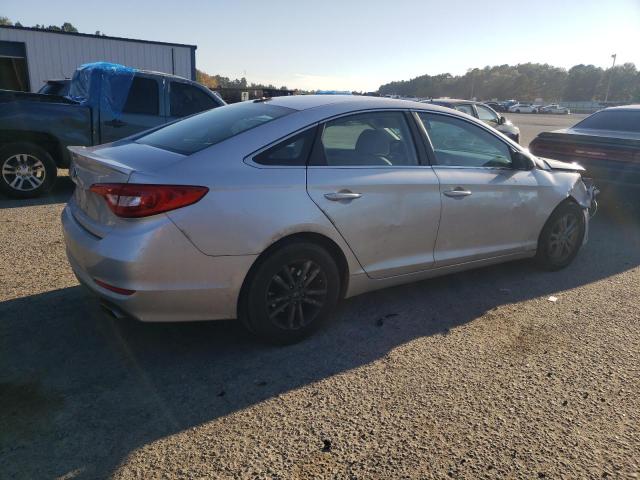 2017 HYUNDAI SONATA SE - 5NPE24AF1HH487184