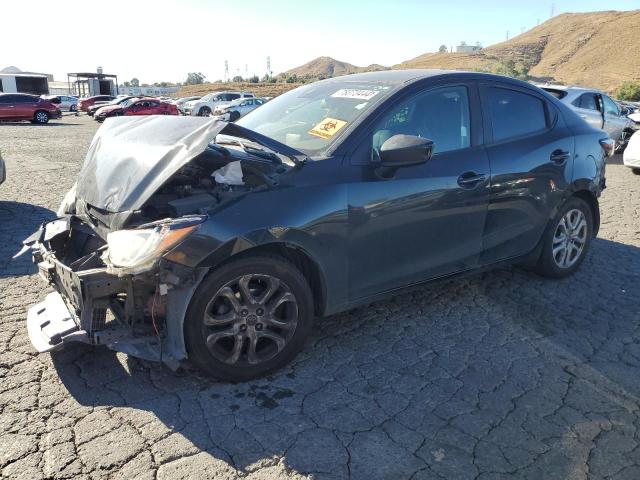 VIN 3MYDLBYV0JY307262 2018 Toyota Yaris no.1