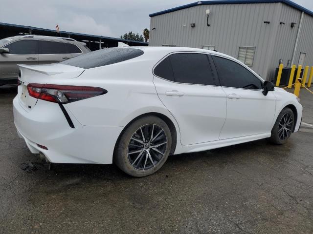 VIN 4T1G11AKXPU146874 2023 TOYOTA CAMRY no.3