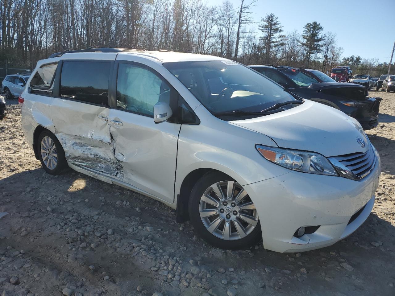 Lot #2996256386 2013 TOYOTA SIENNA XLE