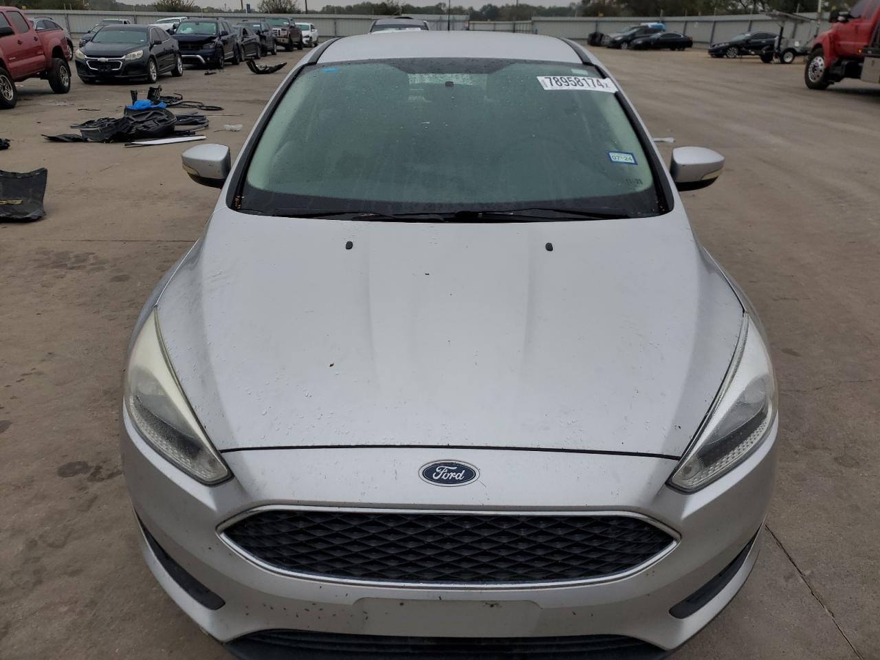 Lot #2945404480 2017 FORD FOCUS SE