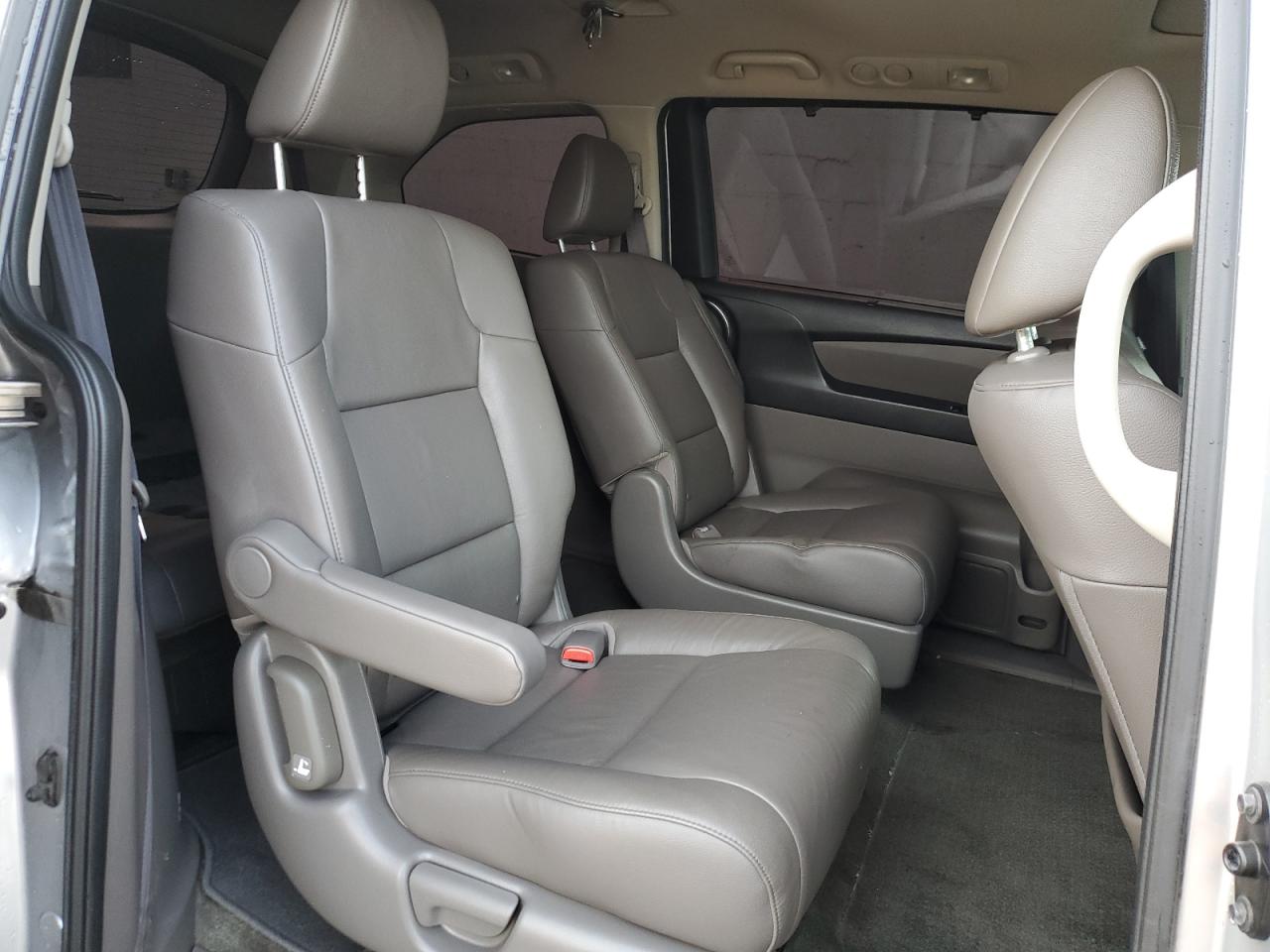 Lot #3222580720 2013 HONDA ODYSSEY EX