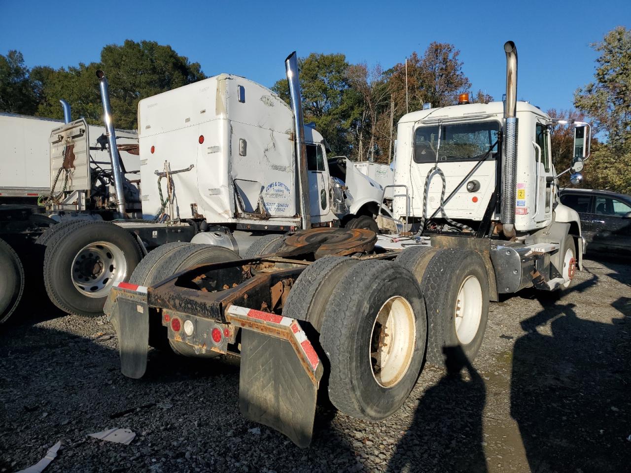 Lot #2990997185 2013 MACK 600 CXU600