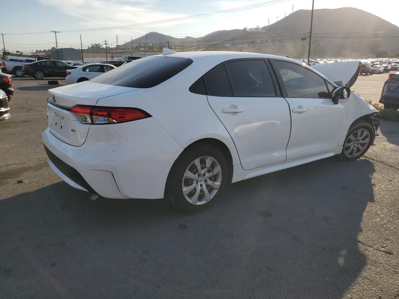 Lot #3055478566 2020 TOYOTA COROLLA LE