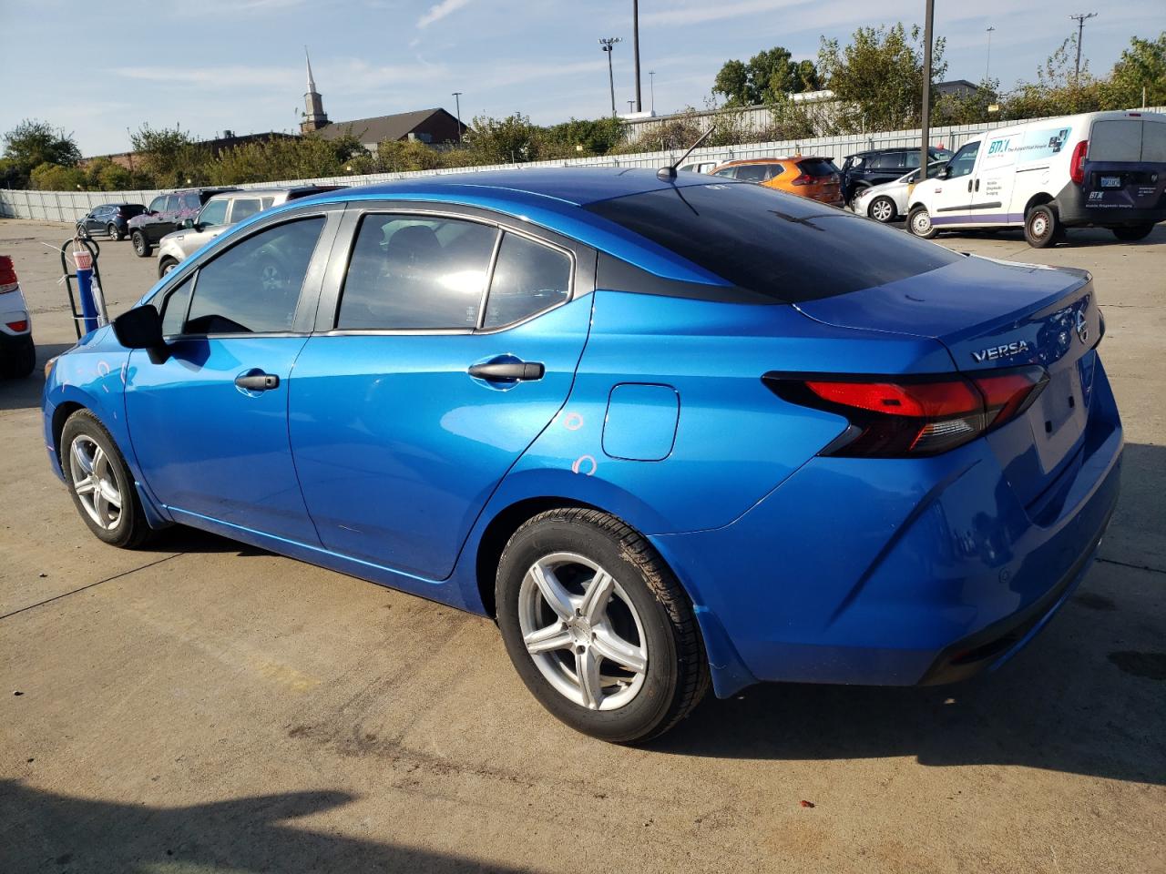 Lot #2962675099 2021 NISSAN VERSA S