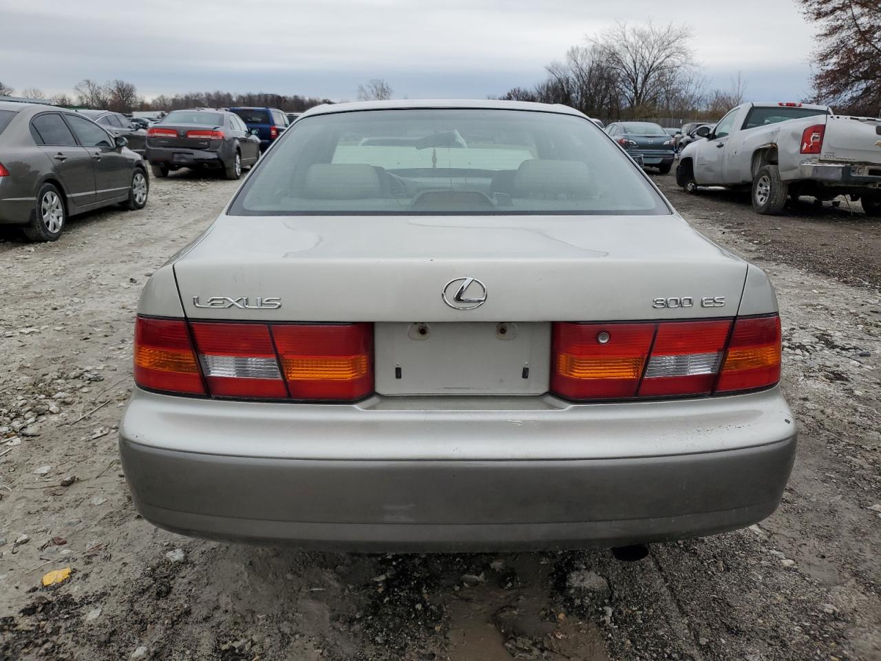 Lot #3024277826 1999 LEXUS ES 300