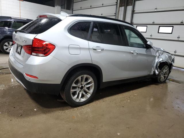 VIN WBAVL1C5XFVY31234 2015 BMW X1 no.3