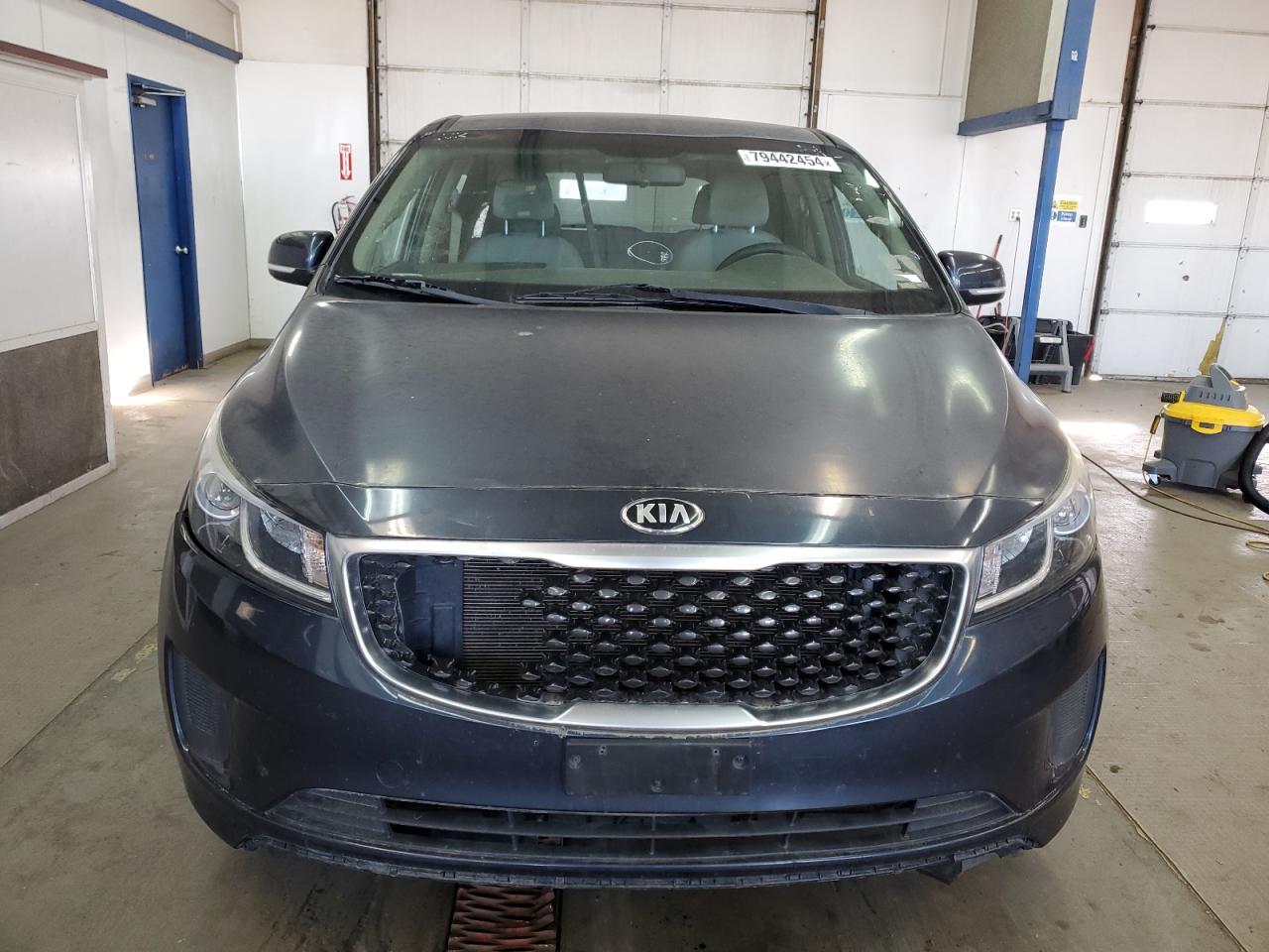 Lot #3030457471 2017 KIA SEDONA LX