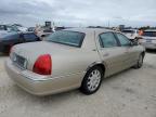 LINCOLN TOWN CAR S photo