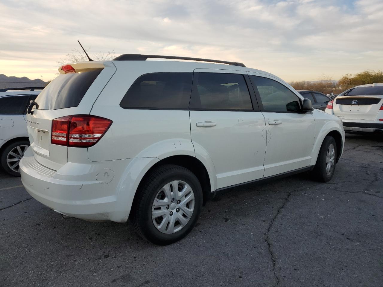 Lot #3037244485 2017 DODGE JOURNEY SE