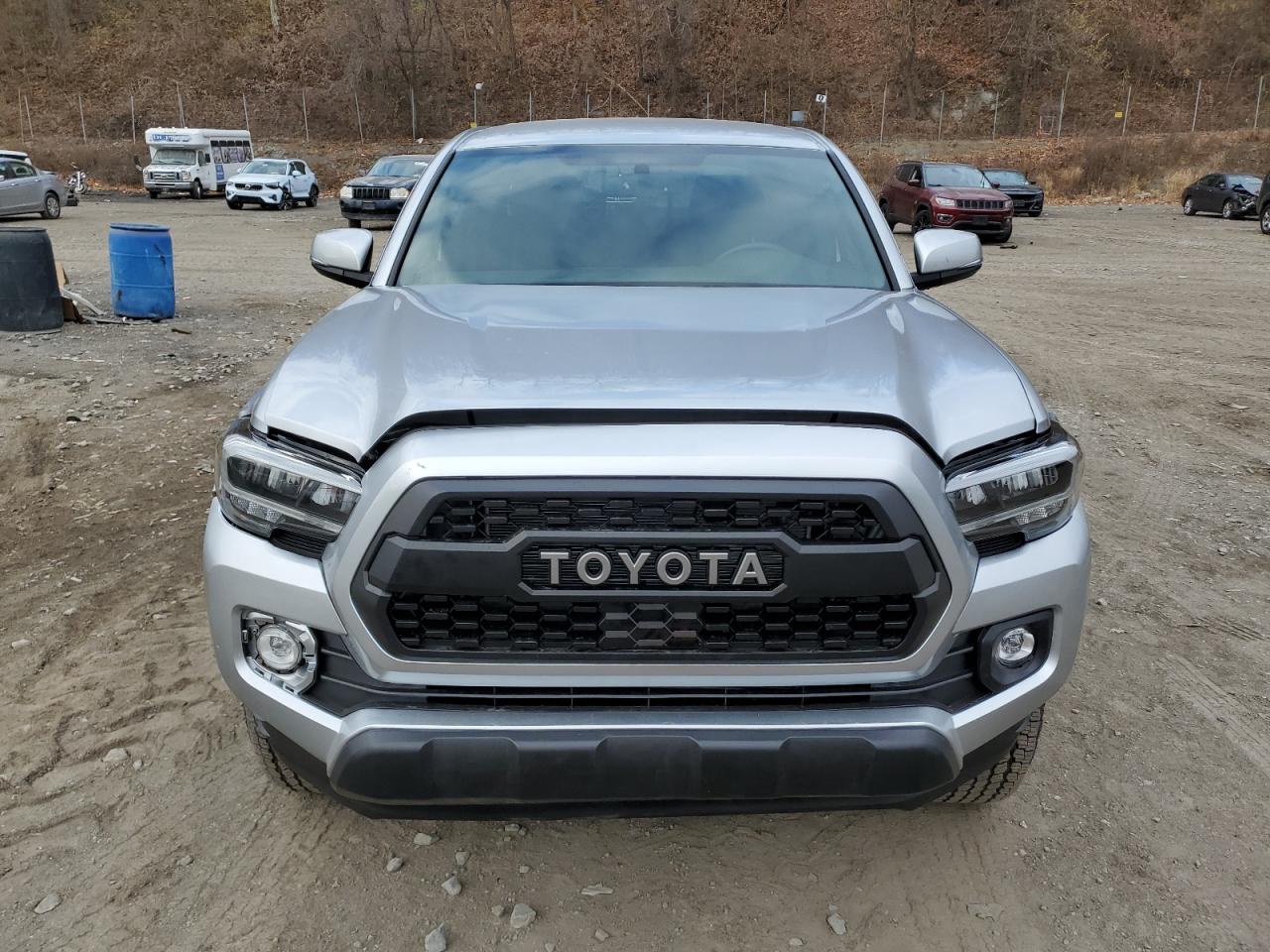 Lot #2990801309 2023 TOYOTA TACOMA DOU