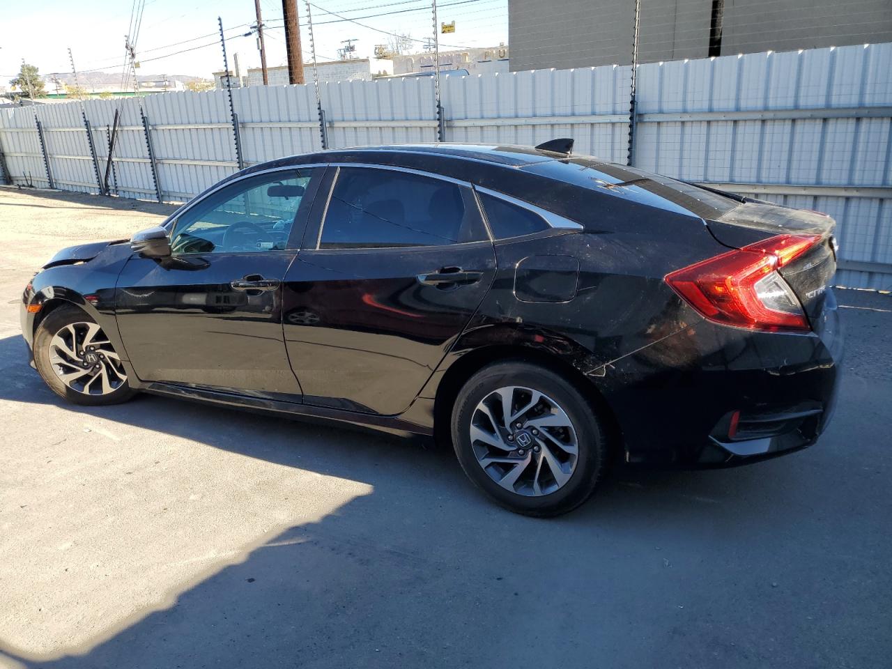 Lot #2977254156 2018 HONDA CIVIC EX