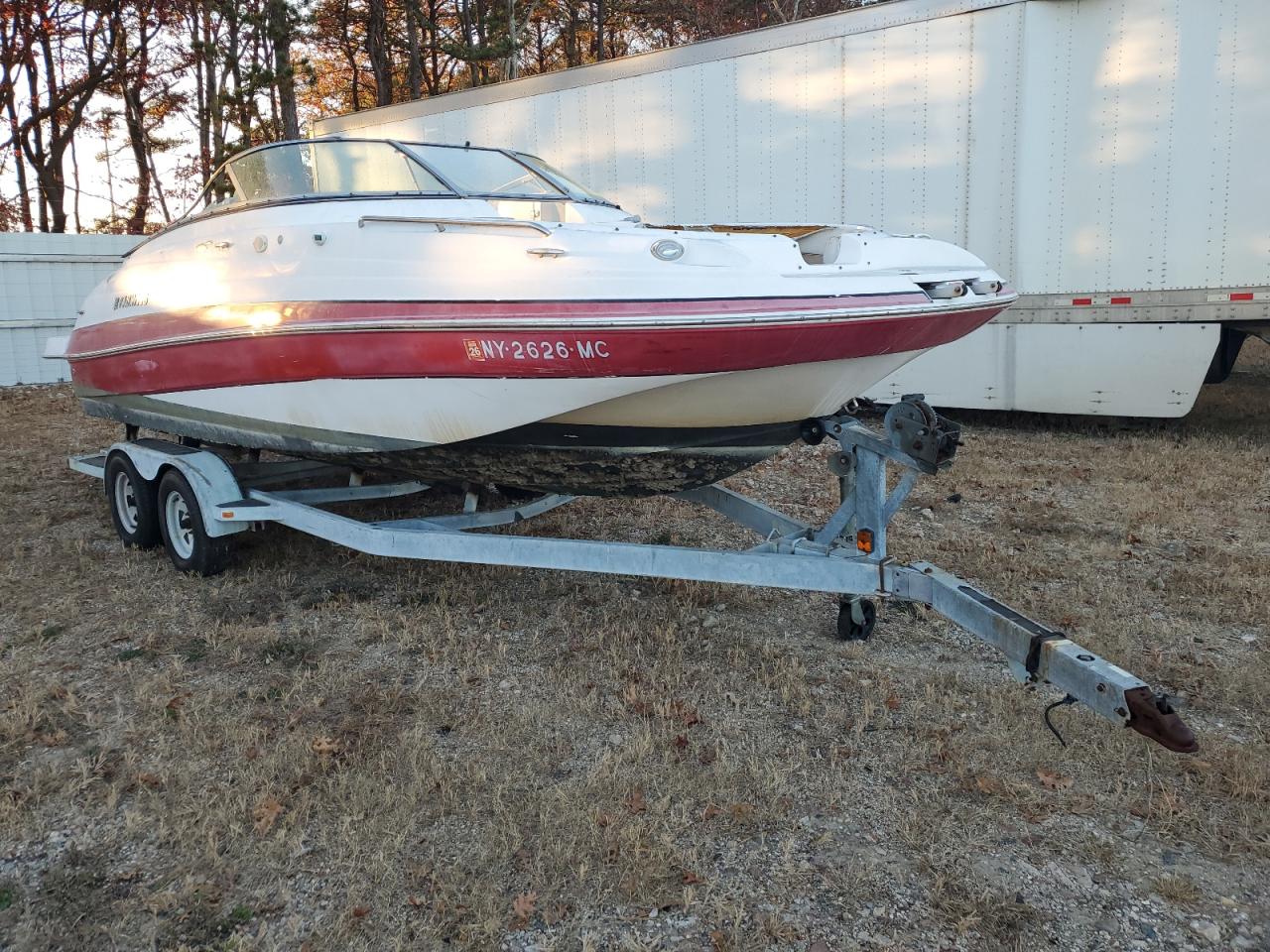 Lot #3027010848 2005 FOUR BOAT