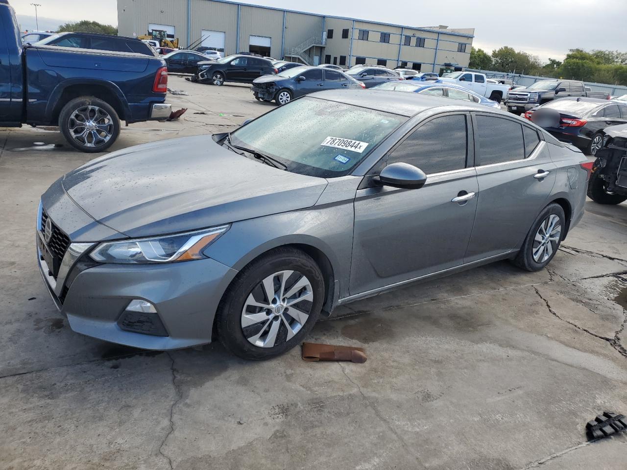 NISSAN ALTIMA S