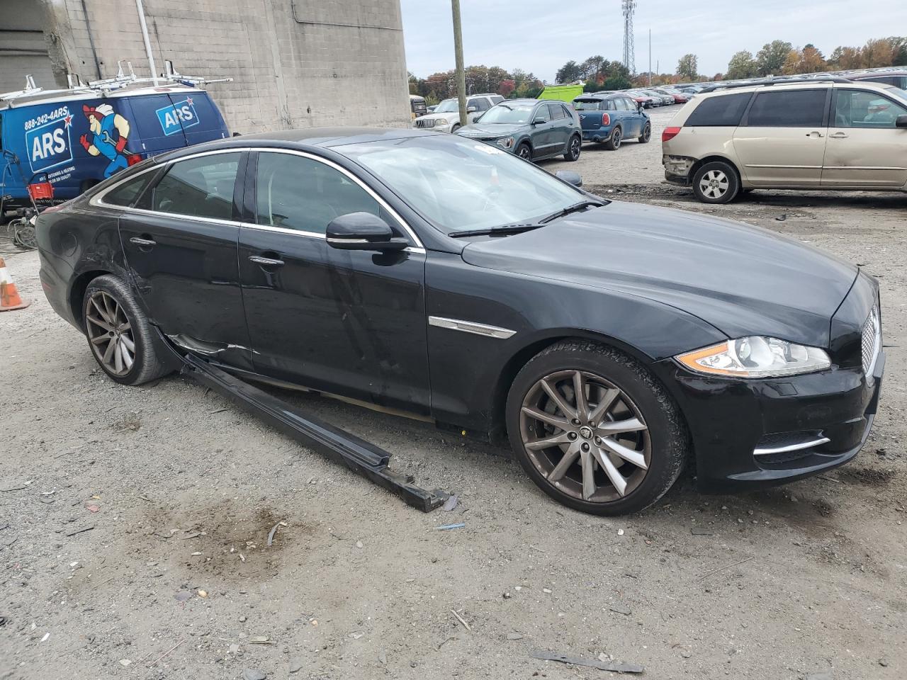 Lot #2976849795 2013 JAGUAR XJ