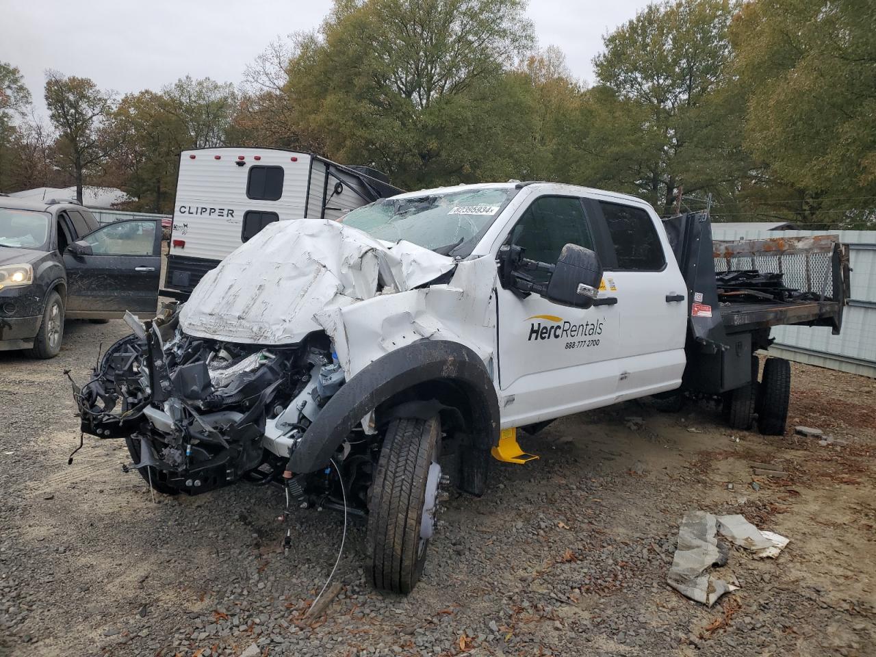FORD F-550 SUPER DUTY