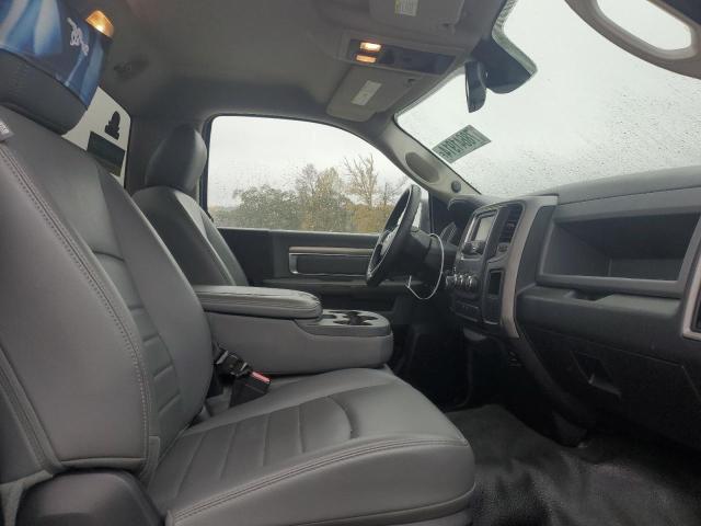 2015 RAM 1500 ST - 3C6JR6DG2FG626276