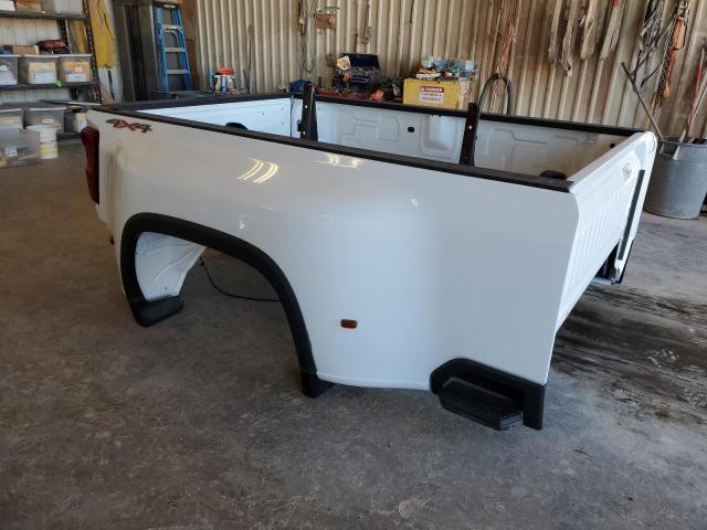 CHEVROLET GMC WHITE