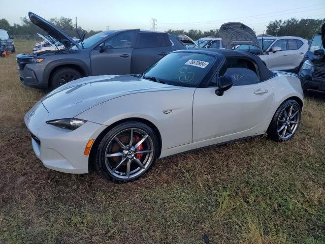 MAZDA MX-5 MIATA