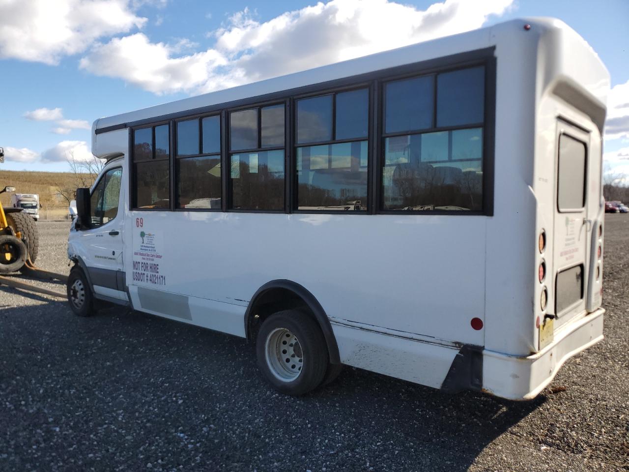 Lot #2986702218 2017 FORD TRANSIT T-