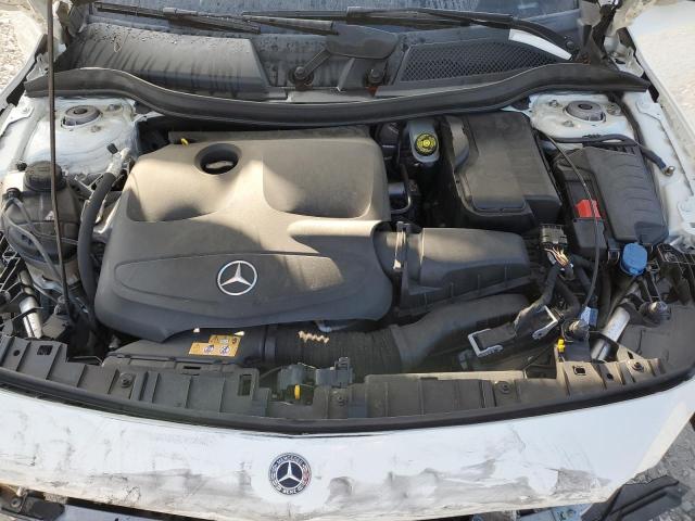 VIN WDCTG4GB2JJ408447 2018 MERCEDES-BENZ GLA-CLASS no.12